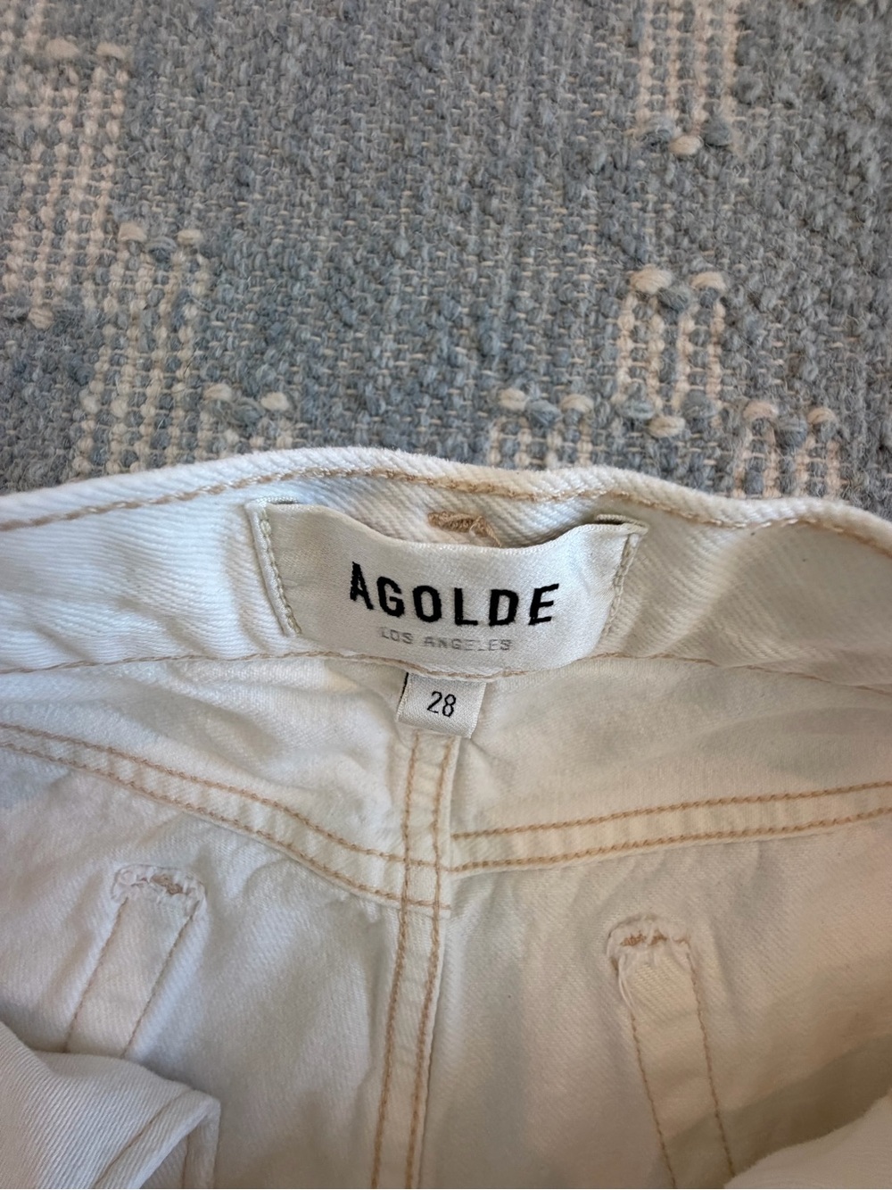 Agolde Parker White Frayede Hem Denim Shorts - Picture 4 of 5